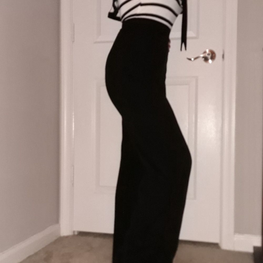 Jumper - Picture 2 of 4